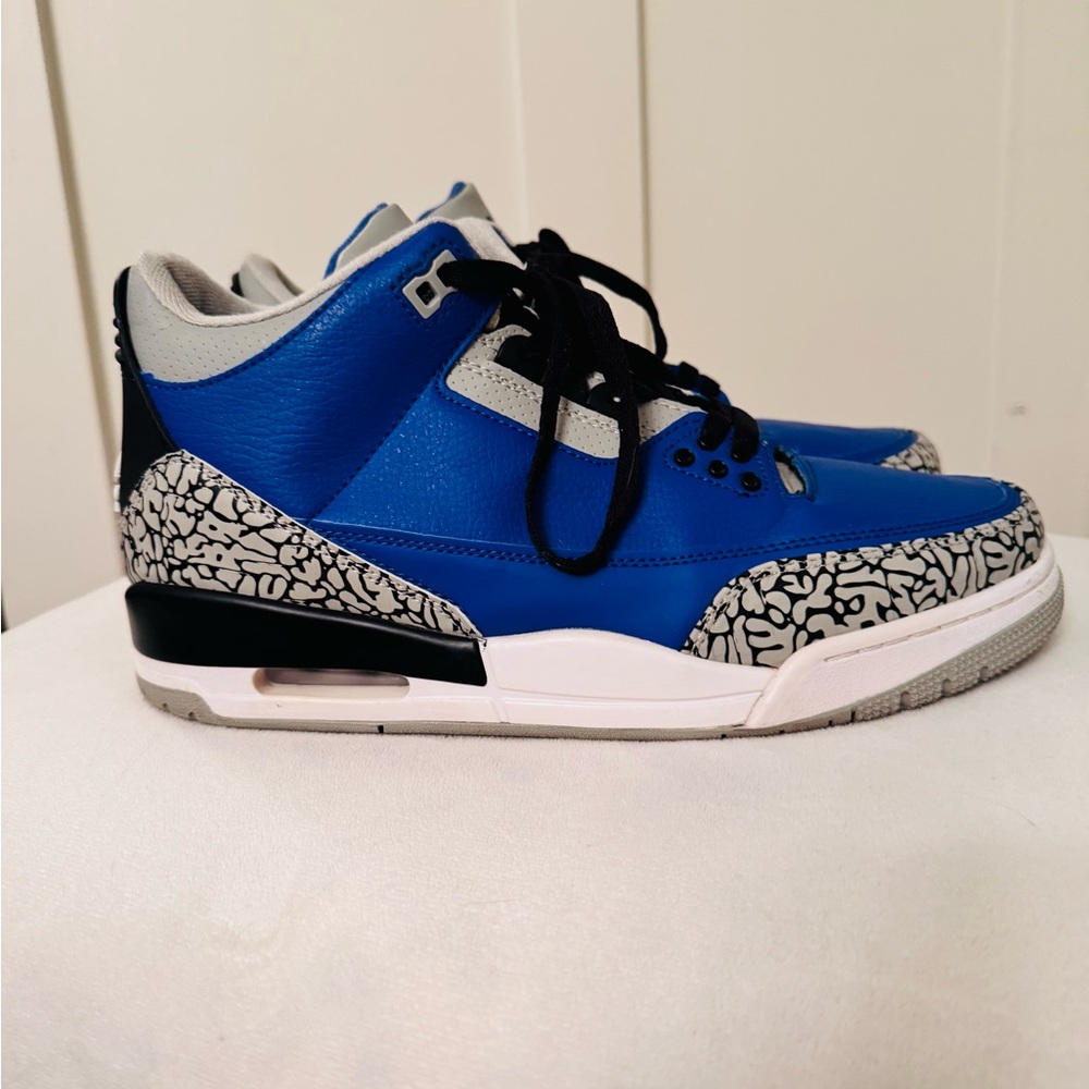 Stylish Blue and Black Athletic Sneakers